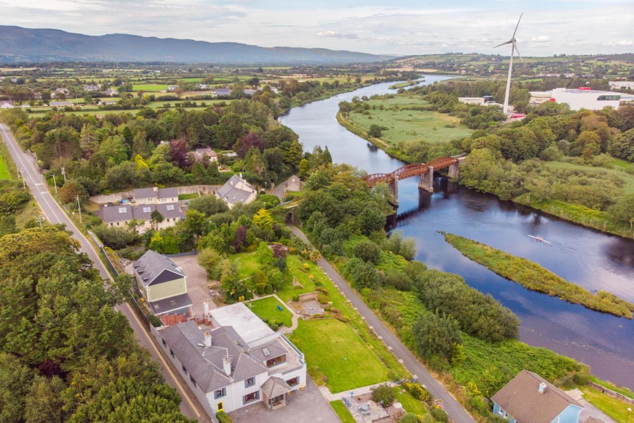 Aloha House Hotel Killorglin Exterior photo